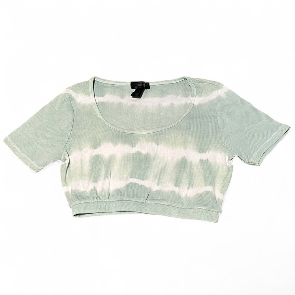Green & White Tie-Dye Scoop Neck Cropped Tee